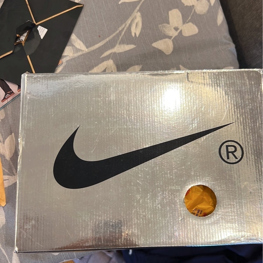 Nike Off White University Gold Rubber Dunks